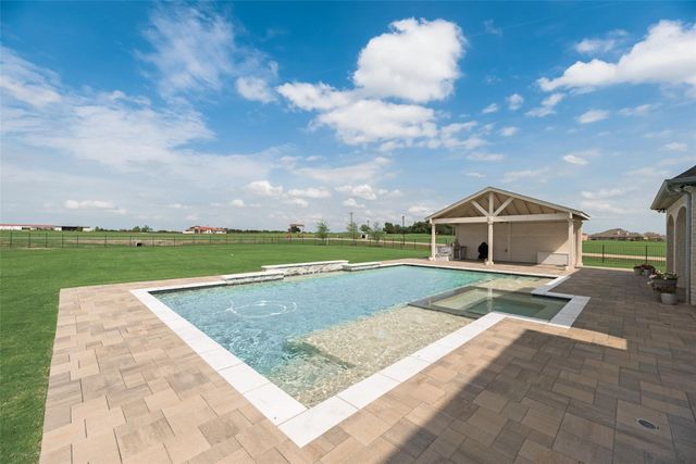 1570 Winding Creek Lane, Rockwall, TX 75032