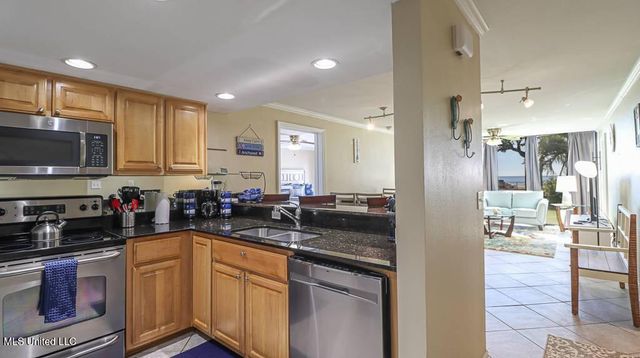 2046 Beach Boulevard, 128, Biloxi, MS 39531