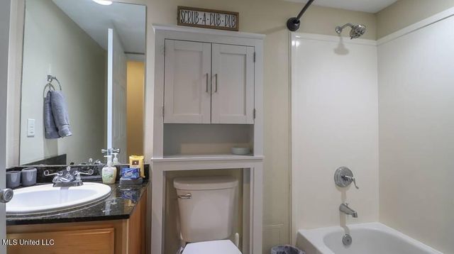 2046 Beach Boulevard, 128, Biloxi, MS 39531