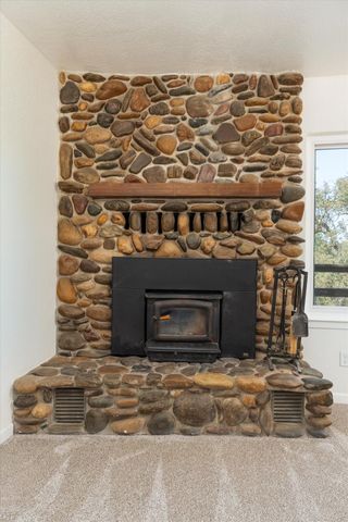13749 Lancaster Rd, Oakdale, CA 95361