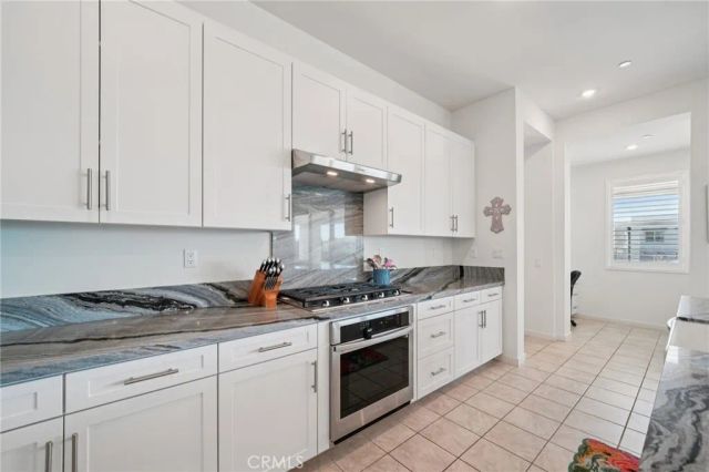 15825 Butterfly Drive, Fontana, CA 92336