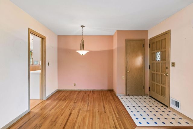 7105 W 23rd Street, Saint Louis Park, MN 55426
