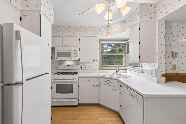 7105 W 23rd Street, Saint Louis Park, MN 55426