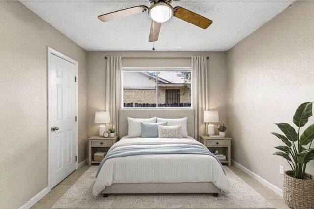 408 Bayridge Drive, League City, TX 77573