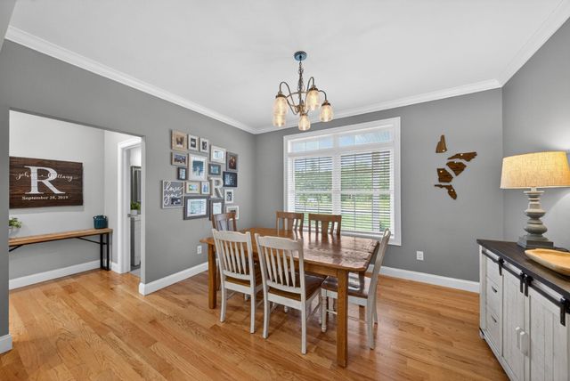 21 Walnut Hill Drive, Hooksett, NH 03106