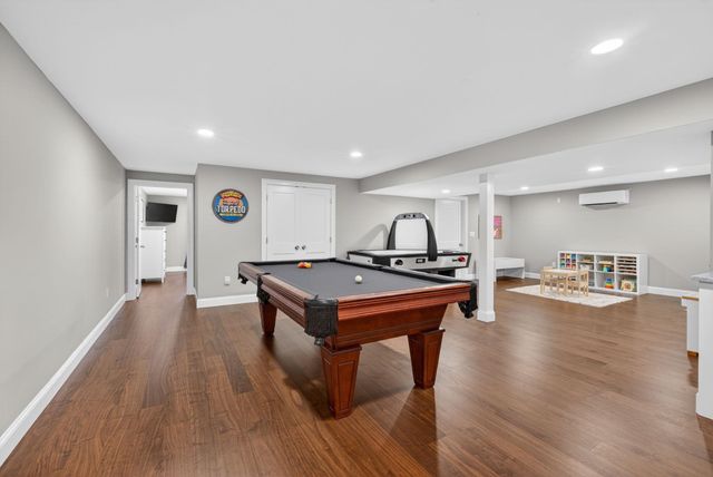 21 Walnut Hill Drive, Hooksett, NH 03106
