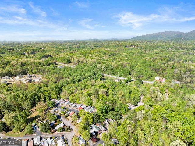 42 Nomad Trail, Cleveland, GA 30528