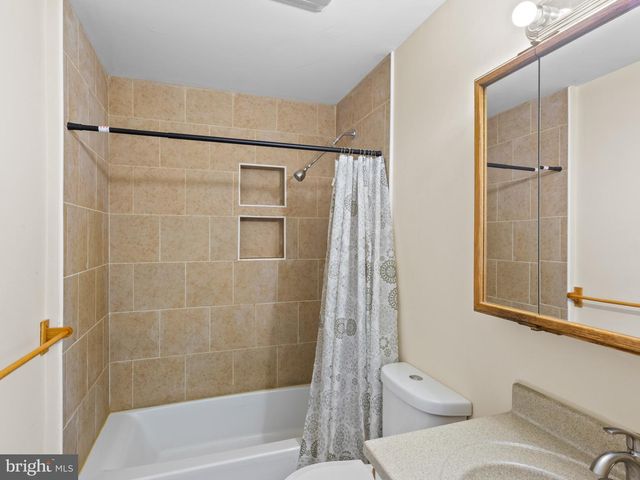 8211 NORTHVIEW RD, Baltimore, MD 21222
