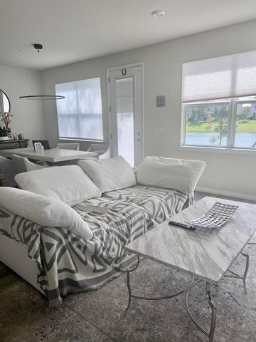 4924 Greenway Drive, Hollywood, FL 33021