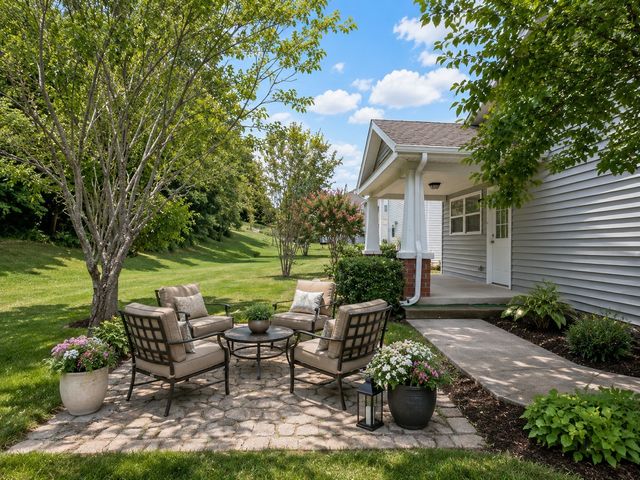 1050 Bradford Park Rd, Mount Juliet, TN 37122