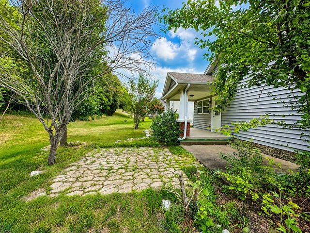 1050 Bradford Park Rd, Mount Juliet, TN 37122
