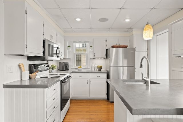 31 Whittier Rd, Medford, MA 02155