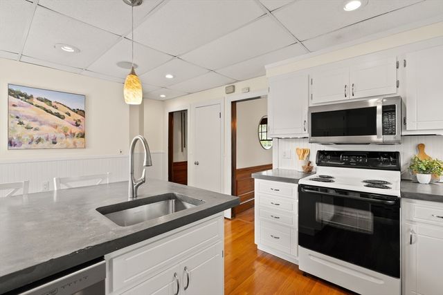 31 Whittier Rd, Medford, MA 02155