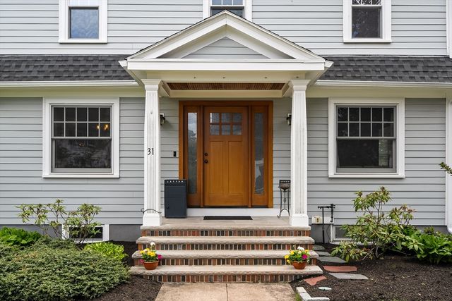 31 Whittier Rd, Medford, MA 02155