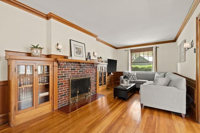 31 Whittier Rd, Medford, MA 02155