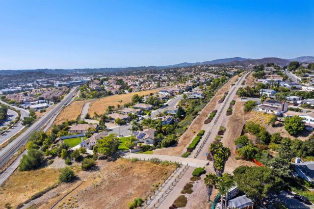 1619 Curry Comb Dr, San Marcos, CA 92069