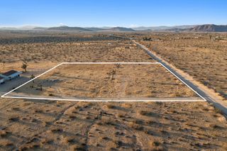 226 Rainbow Road, Landers, CA 92285