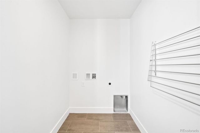 3307 W 33rd Avenue, Denver, CO 80211