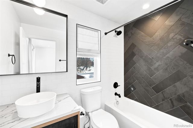 3307 W 33rd Avenue, Denver, CO 80211