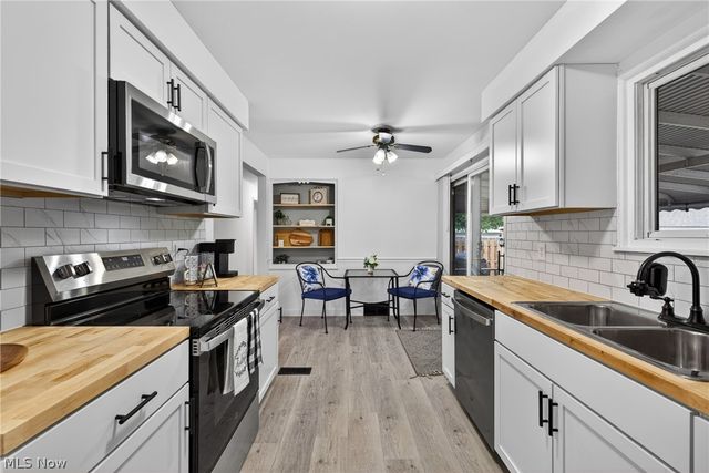 30121 Vineyard Road, Willowick, OH 44095