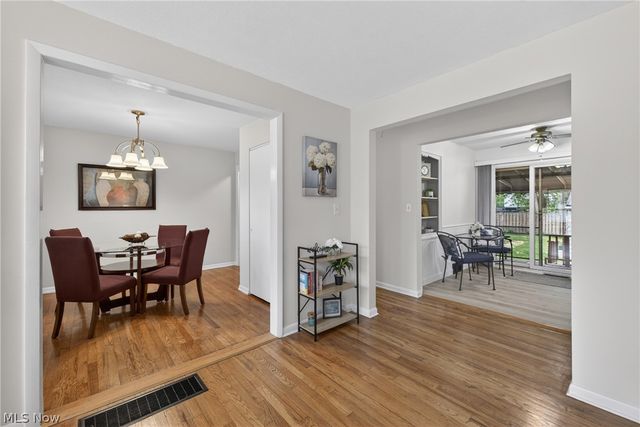 30121 Vineyard Road, Willowick, OH 44095