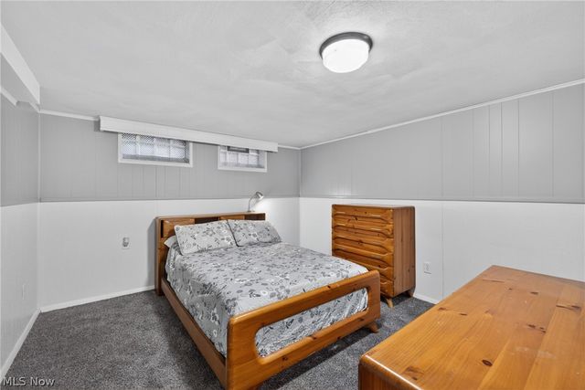 30121 Vineyard Road, Willowick, OH 44095