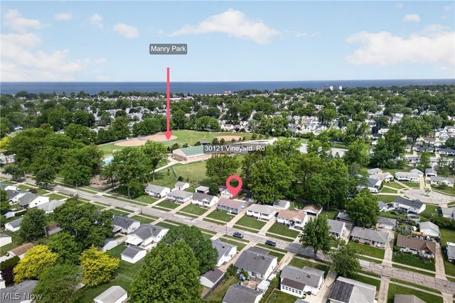 30121 Vineyard Road, Willowick, OH 44095