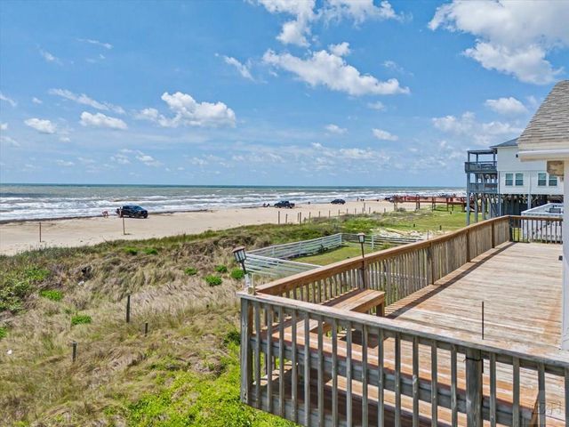 16505 Jamaica Beach Road, Jamaica Beach, TX 77554