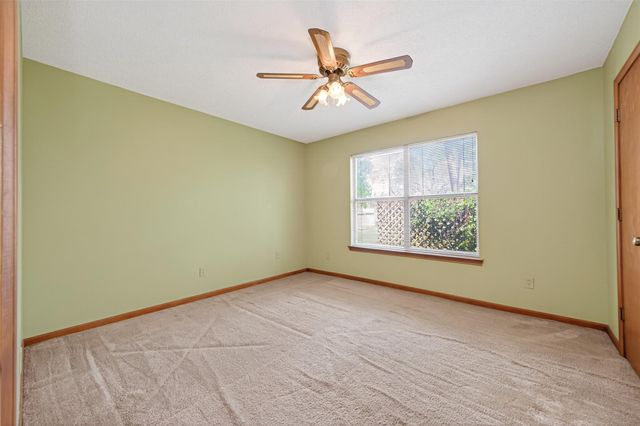 3022 Grace Lane, Highlands, TX 77562