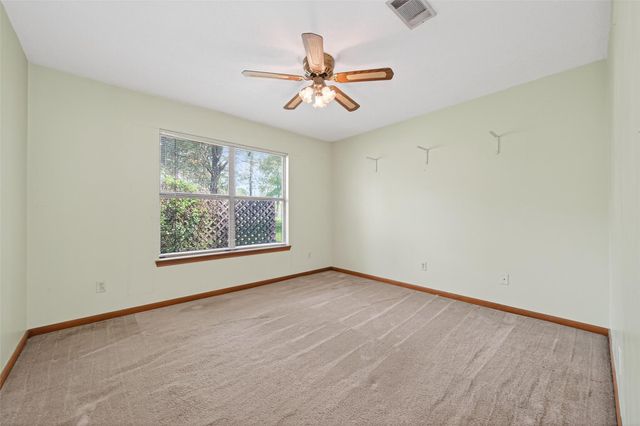 3022 Grace Lane, Highlands, TX 77562