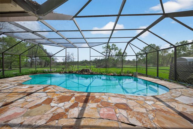 3022 Grace Lane, Highlands, TX 77562