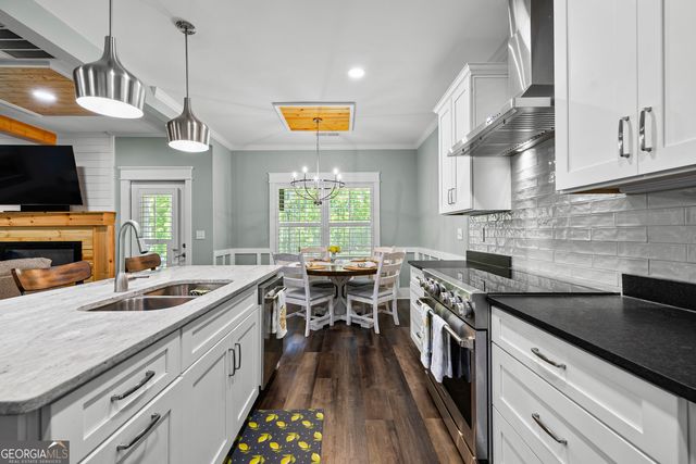 159 Wolf Creek Cove, Lagrange, GA 30240