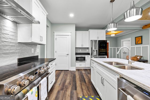 159 Wolf Creek Cove, Lagrange, GA 30240