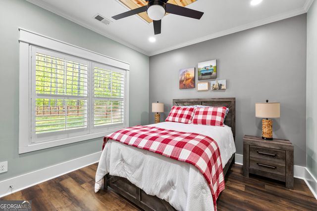 159 Wolf Creek Cove, Lagrange, GA 30240