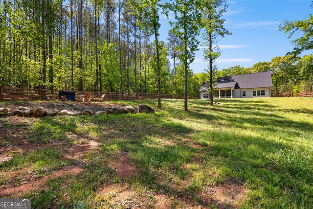 159 Wolf Creek Cove, Lagrange, GA 30240