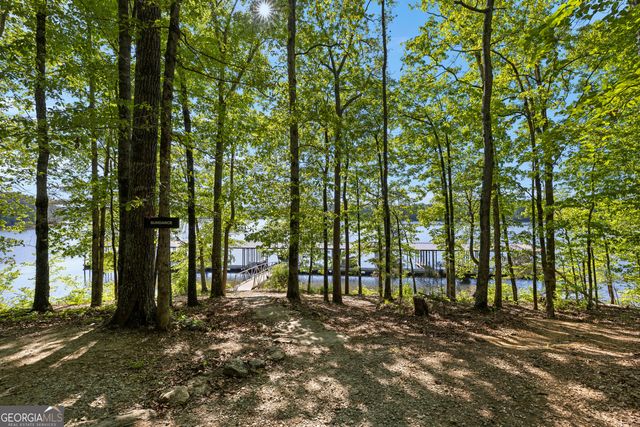 159 Wolf Creek Cove, Lagrange, GA 30240