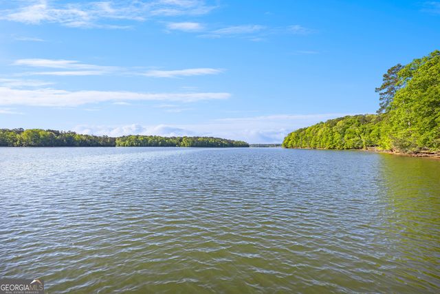 159 Wolf Creek Cove, Lagrange, GA 30240