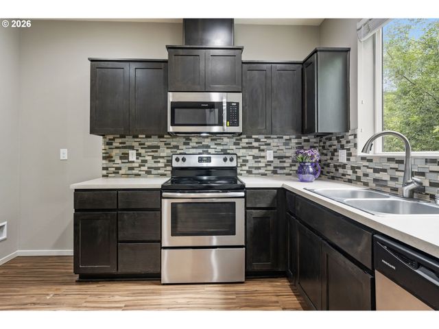 8513 Ne 14TH Pl, Vancouver, WA 98665