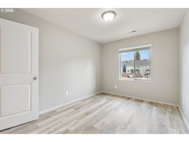 8513 Ne 14TH Pl, Vancouver, WA 98665