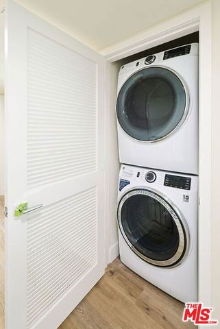 1237 W 25th Street, Los Angeles, CA 90007