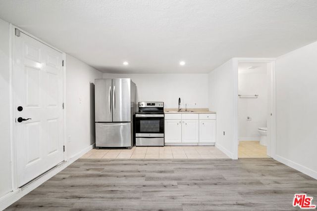 7853 Bothwell Road, Reseda, CA 91335