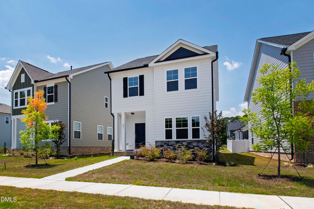 801 Portland Rose Drive, Knightdale, NC 27545