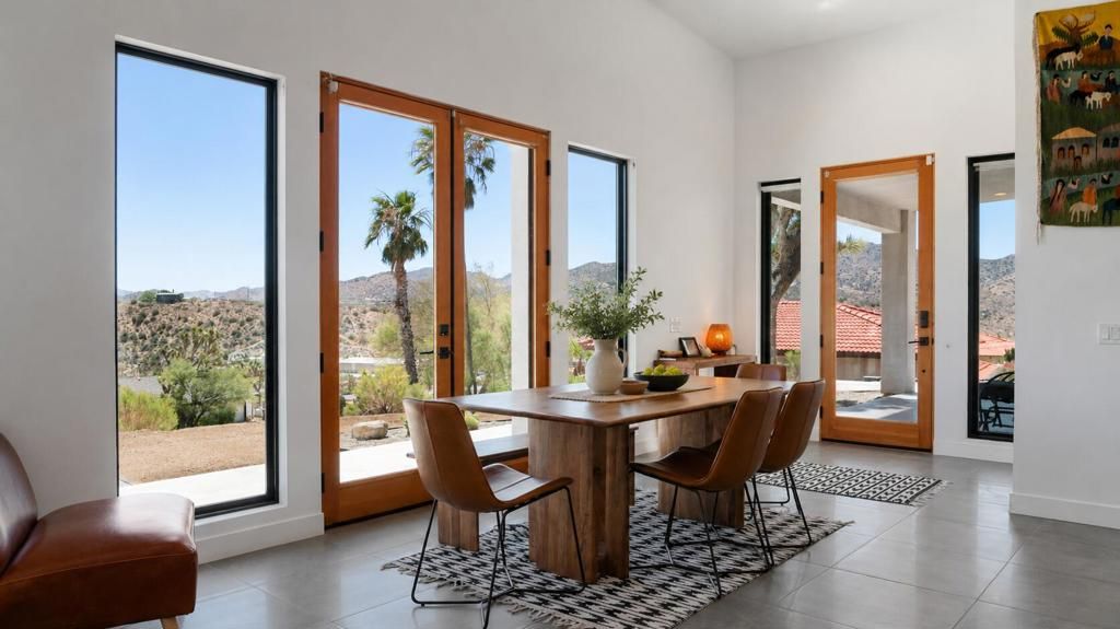 Image 11 of property listing at 7664 Shafter Avenue, Yucca Valley, CA 92284