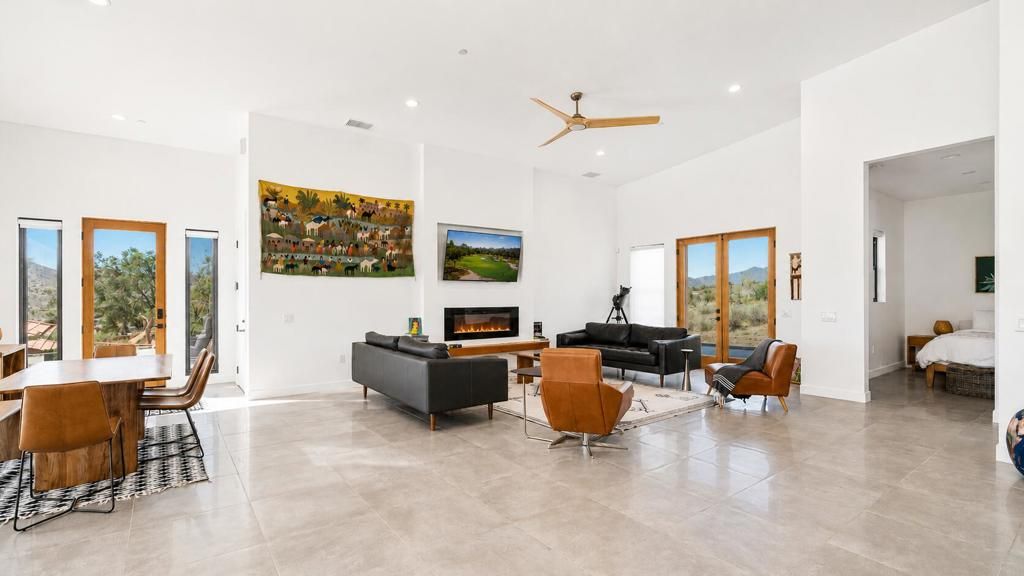 Image 15 of property listing at 7664 Shafter Avenue, Yucca Valley, CA 92284