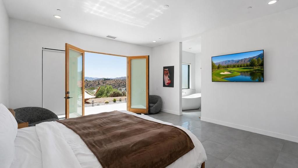 Image 18 of property listing at 7664 Shafter Avenue, Yucca Valley, CA 92284