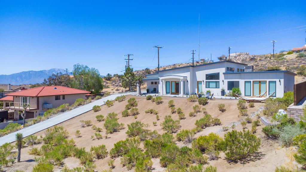 Image 41 of property listing at 7664 Shafter Avenue, Yucca Valley, CA 92284