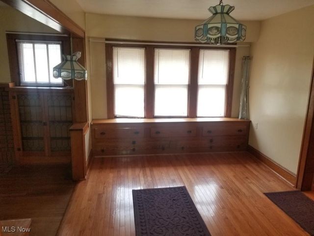 218 Canton Road, Ellet, OH 44312