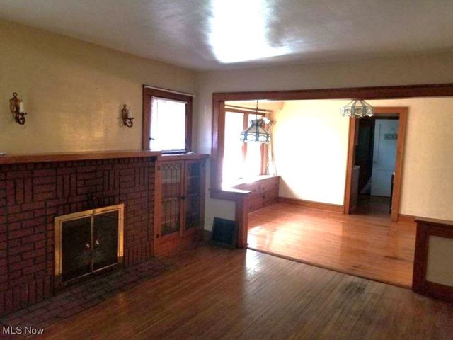 218 Canton Road, Ellet, OH 44312