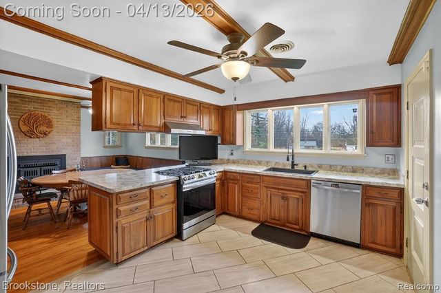 11080 Lapeer Road, Davison, MI 48423
