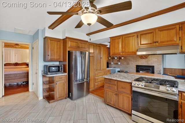 11080 Lapeer Road, Davison, MI 48423